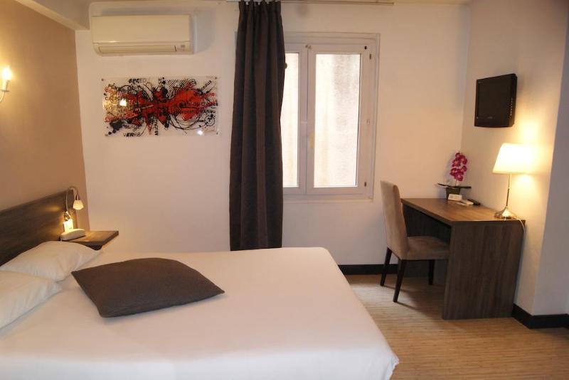 The Originals Boutique, Hotel Danieli, Avignon Exterior photo